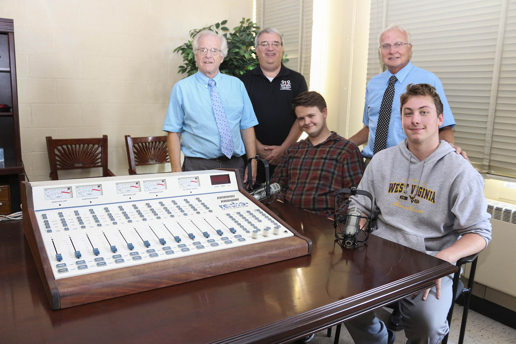 WFWM Console Photo
