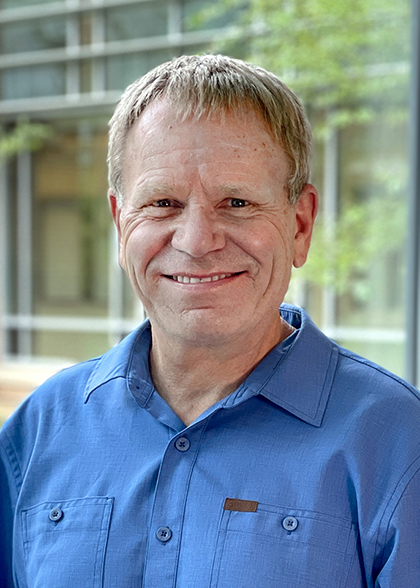 Biology Faculty Thomas Serfass